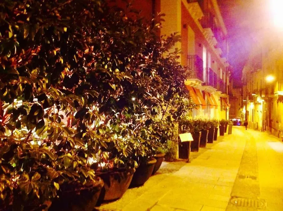 Exma Luxury Apart Cagliari Center Reserved Parking Lägenhet