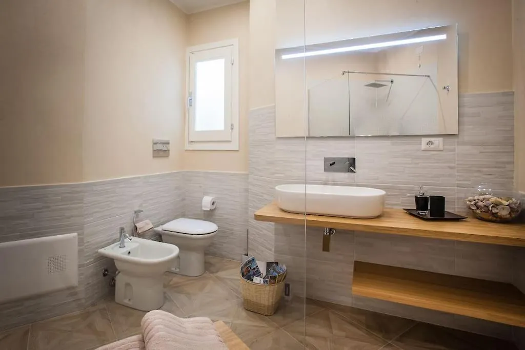 Exma Luxury Apart Cagliari Center Reserved Parking