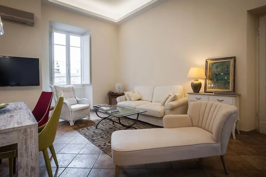 Exma Luxury Apart Cagliari Center Reserved Parking 0*,  Italien