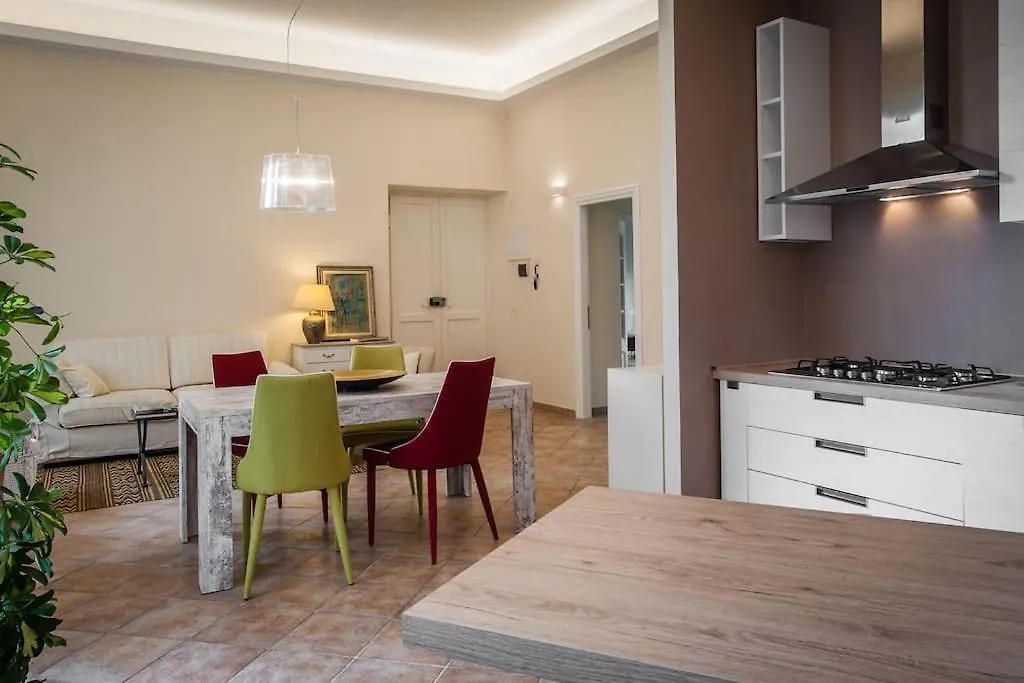 Exma Luxury Apart Cagliari Center Reserved Parking Lägenhet