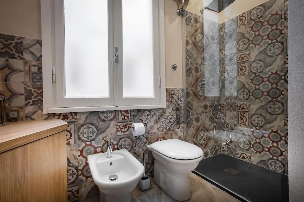 Exma Luxury Apart Cagliari Center Reserved Parking Διαμέρισμα